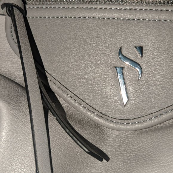 Vera Wang Satchel Purse - Picture 3 of 6